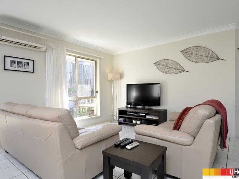 2 Buffalo Crescent, Pacific Pines QLD 4211