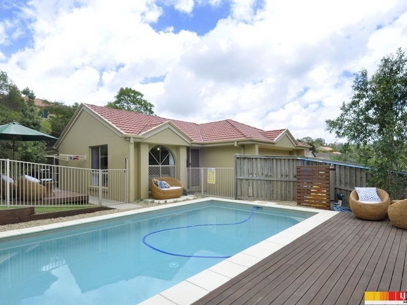 133 Pacific Pines Boulevard, Pacific Pines QLD 4211