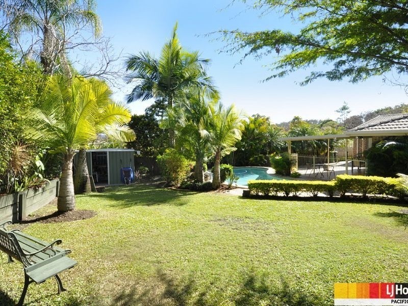 9 Nauru Place, Pacific Pines QLD 4211