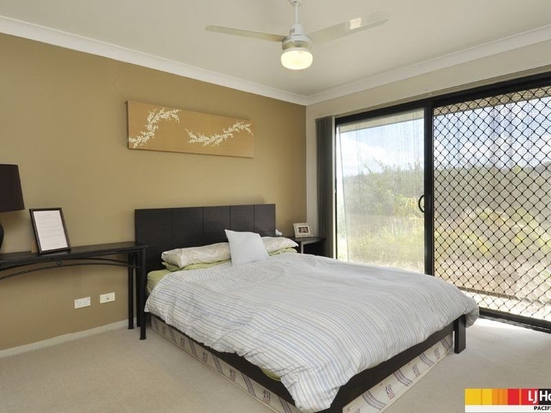 14/136 Pacific Pines Boulevard, Pacific Pines QLD 4211
