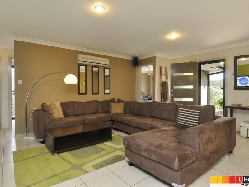 14/136 Pacific Pines Boulevard, Pacific Pines QLD 4211