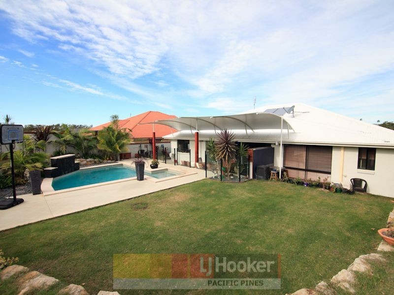 17 Whitely Crescent, Maudsland QLD 4210