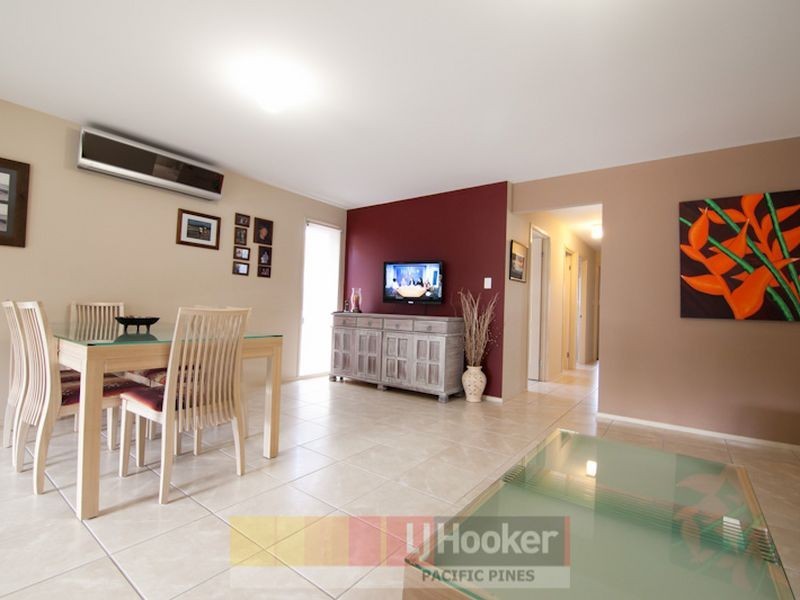17 Whitely Crescent, Maudsland QLD 4210