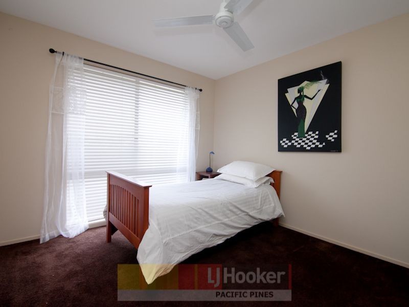 17 Whitely Crescent, Maudsland QLD 4210