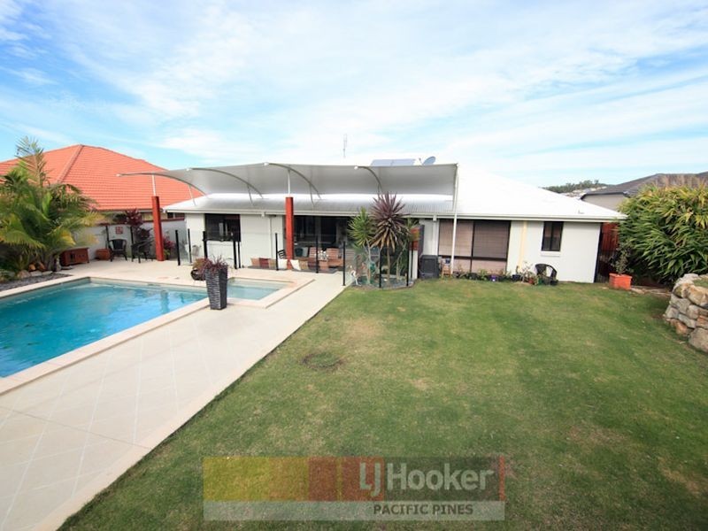 17 Whitely Crescent, Maudsland QLD 4210