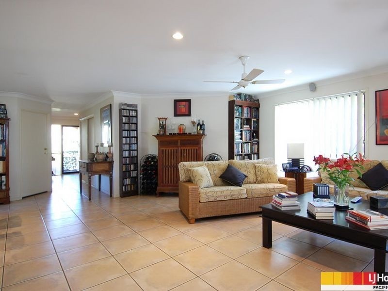 31/95 Arundel Drive, Arundel QLD 4214