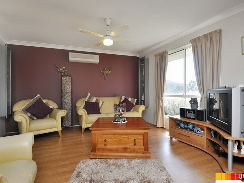 3 Mona Court, Pacific Pines QLD 4211