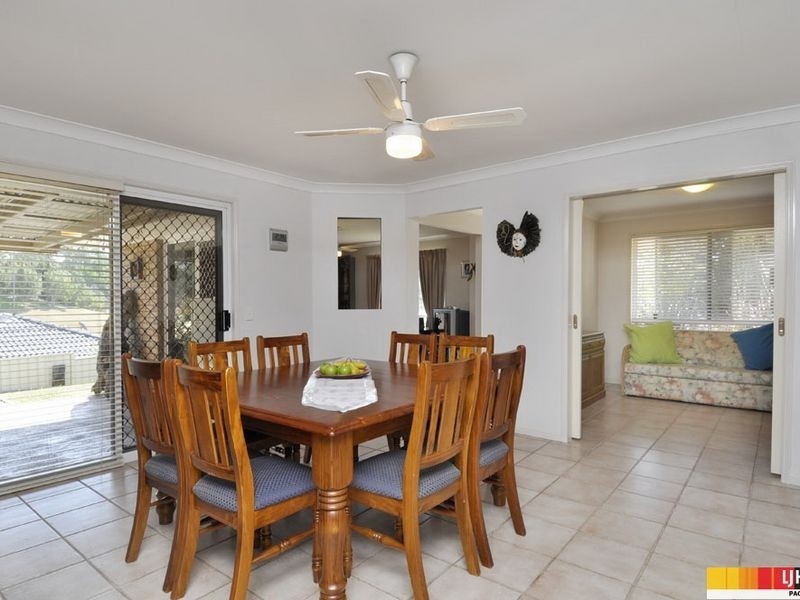 3 Mona Court, Pacific Pines QLD 4211