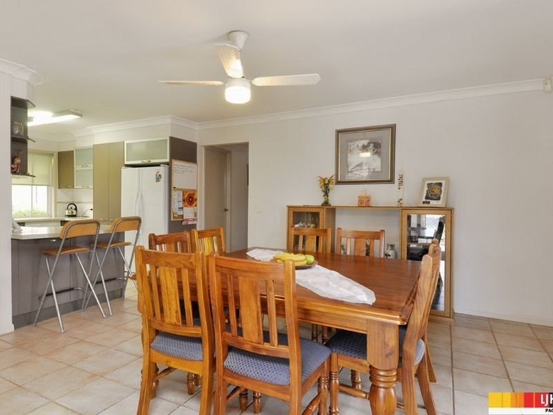 3 Mona Court, Pacific Pines QLD 4211