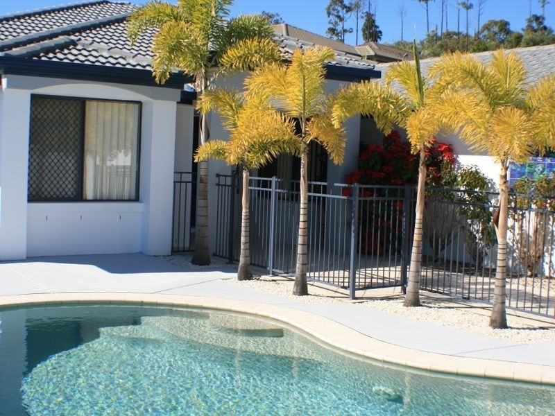 50 Carter Street, Pacific Pines QLD 4211