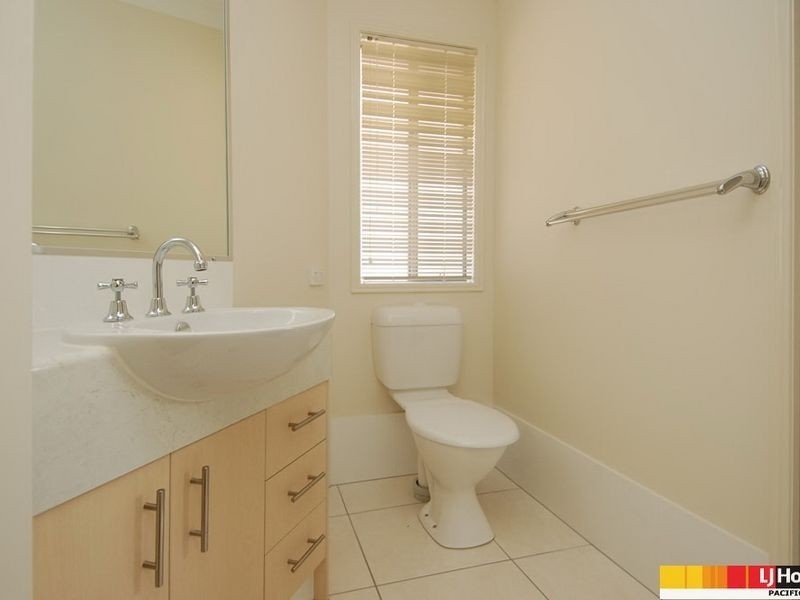 36 Diamantina Circuit, Pacific Pines QLD 4211