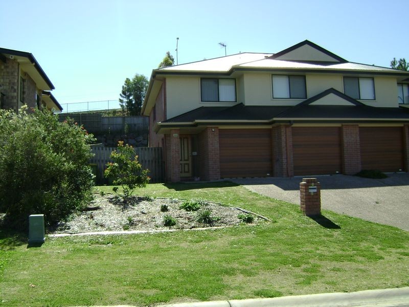 1/15 McRae Circuit, Pacific Pines QLD 4211