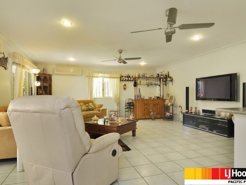 9 Kolonia Street, Pacific Pines QLD 4211