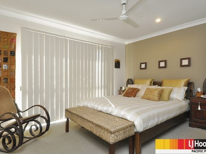 19 Hatutu street, Pacific Pines QLD 4211
