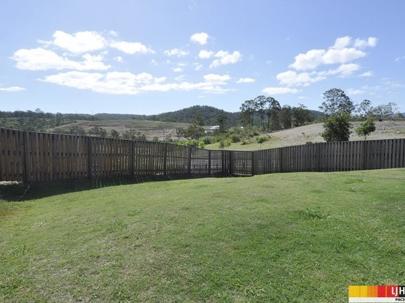 74 Harmsworth Road, Pacific Pines QLD 4211