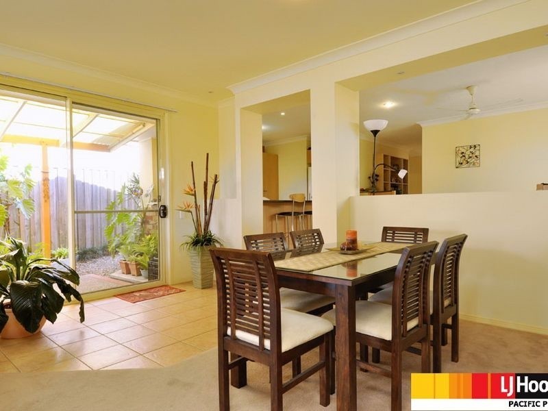 6 Bonin Close, Pacific Pines QLD 4211