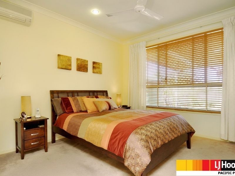 6 Bonin Close, Pacific Pines QLD 4211