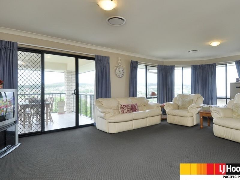 11 Tallow Street, Pacific Pines QLD 4211