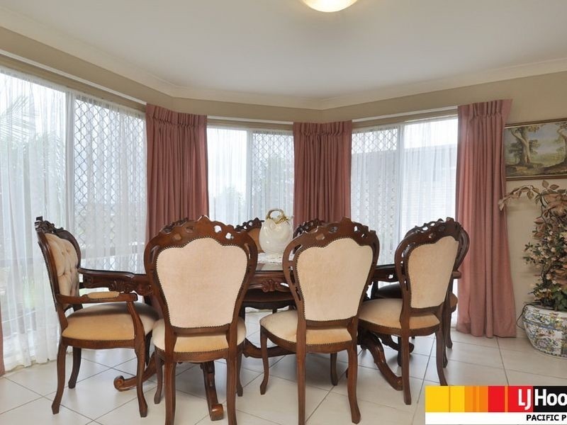 11 Tallow Street, Pacific Pines QLD 4211