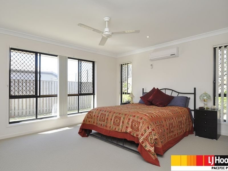 4 Gerard Street, Pacific Pines QLD 4211