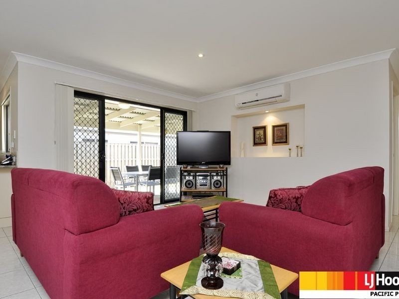 4 Gerard Street, Pacific Pines QLD 4211
