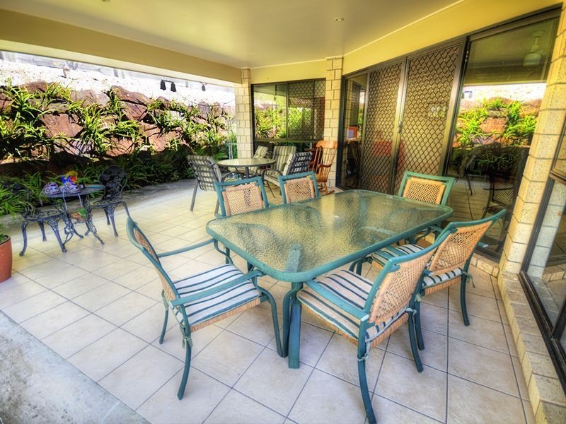 36 Matzia Avenue, Pacific Pines QLD 4211