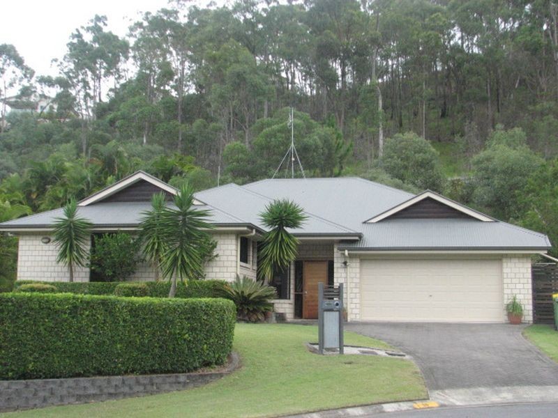 36 Matzia Avenue, Pacific Pines QLD 4211