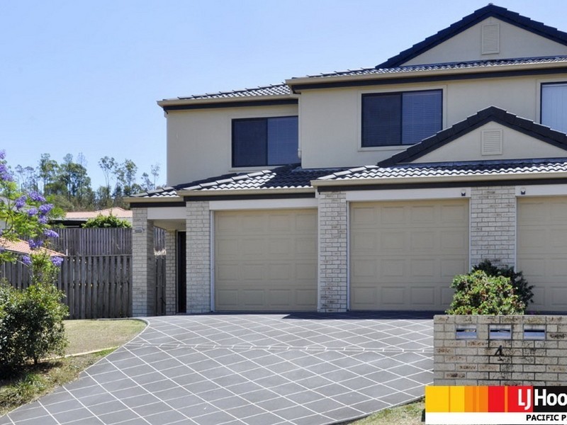 1/4 Stromlo Court, Pacific Pines QLD 4211
