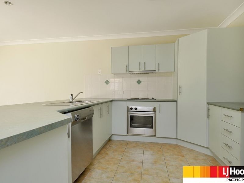 1/4 Stromlo Court, Pacific Pines QLD 4211