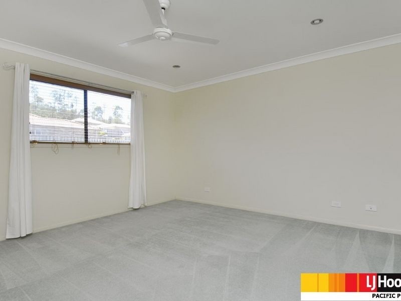 1/4 Stromlo Court, Pacific Pines QLD 4211