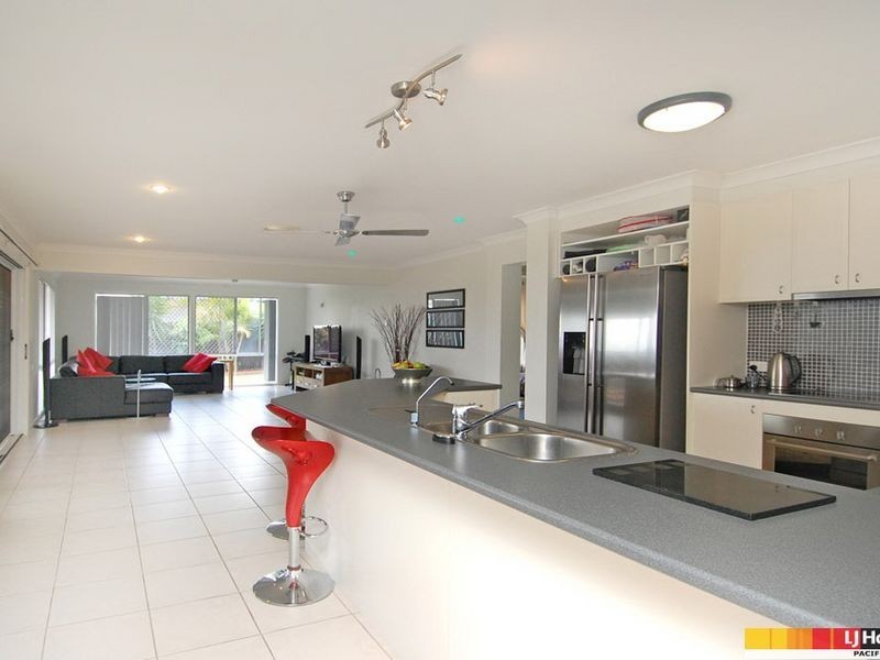3 Augustus Street, Pacific Pines QLD 4211