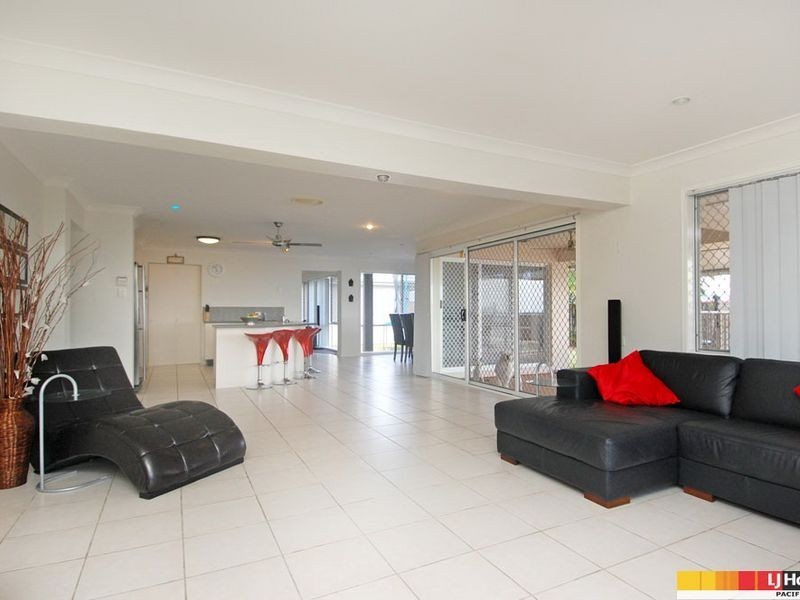 3 Augustus Street, Pacific Pines QLD 4211