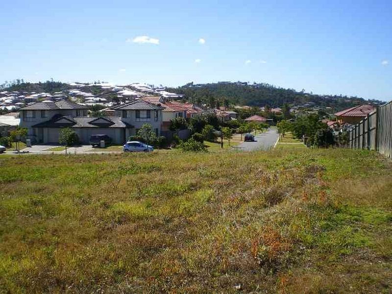 2 Carter Street, Pacific Pines QLD 4211