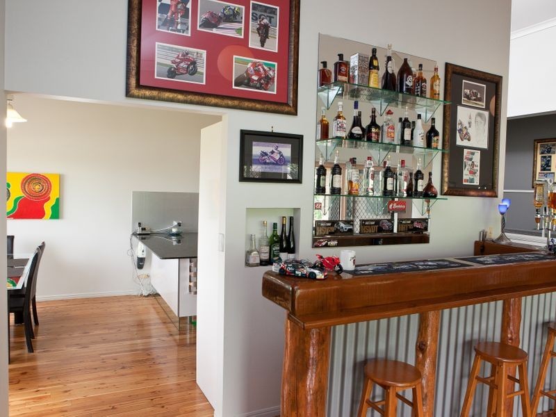 12 Bellona Court, Pacific Pines QLD 4211