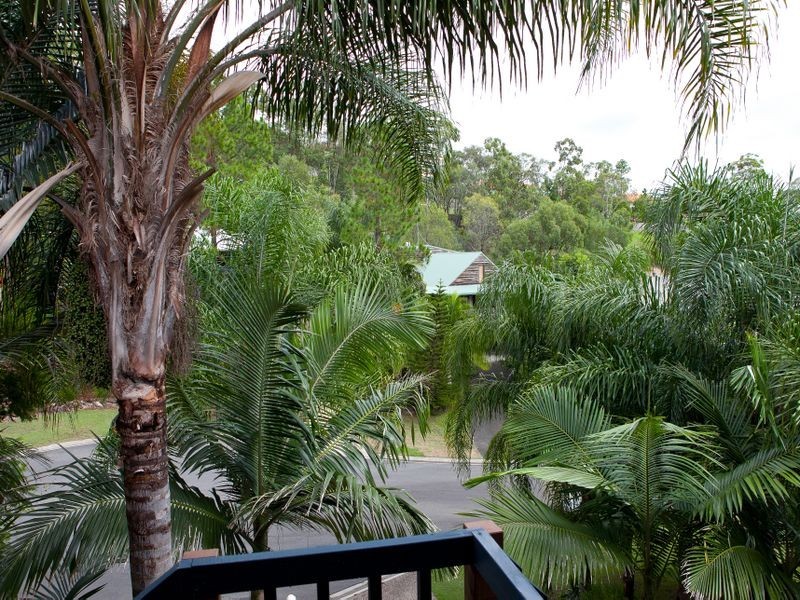 12 Bellona Court, Pacific Pines QLD 4211