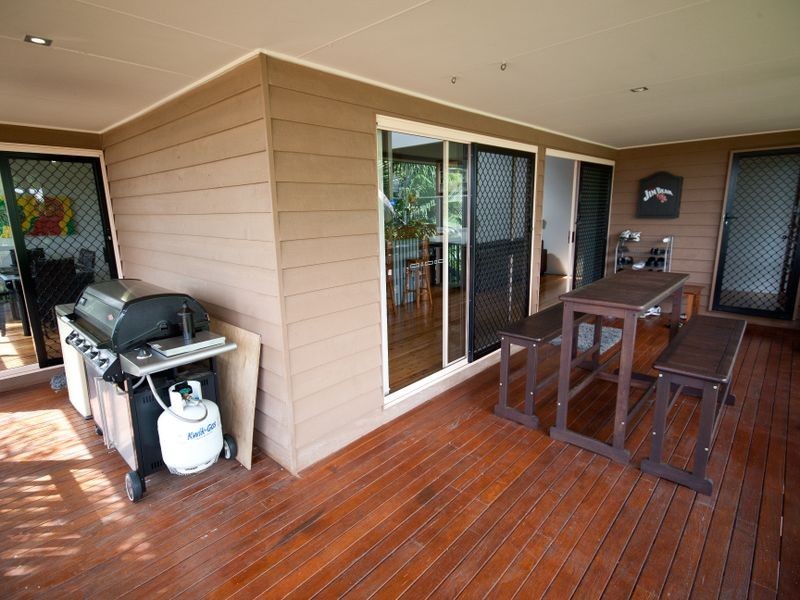 12 Bellona Court, Pacific Pines QLD 4211