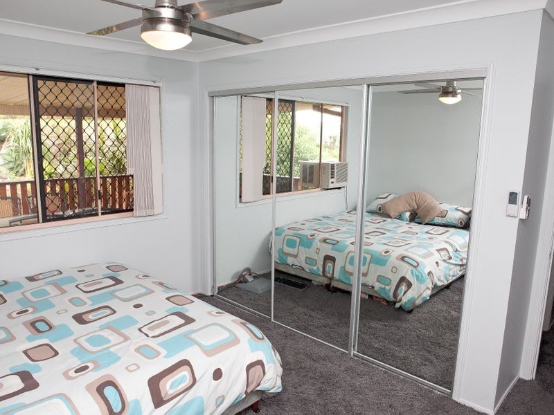 12 Bellona Court, Pacific Pines QLD 4211