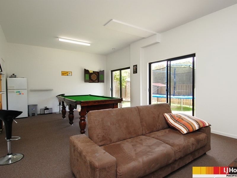 18 McGuire Court, Maudsland QLD 4210