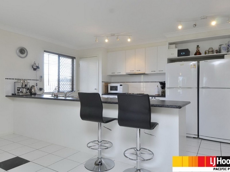 23 Murchison Street, Pacific Pines QLD 4211