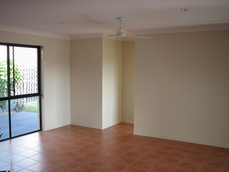 43 Maui Crescent, Oxenford QLD 4210