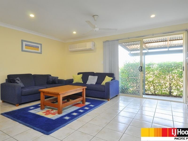 4 Flint Court, Pacific Pines QLD 4211