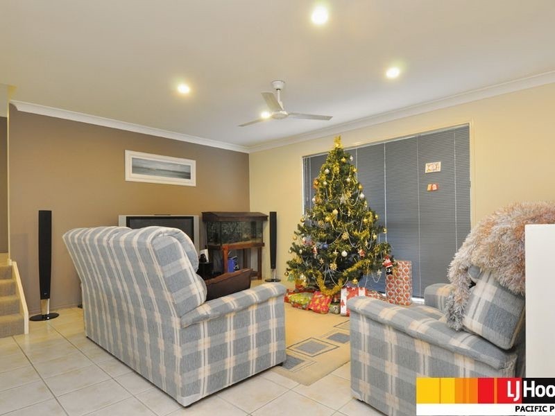 4 Flint Court, Pacific Pines QLD 4211
