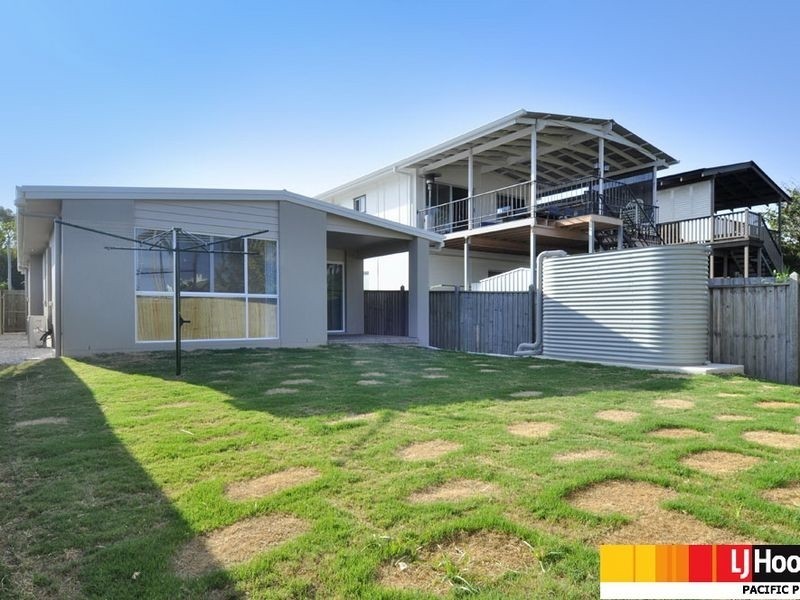 11 Sydney Street, Labrador QLD 4215