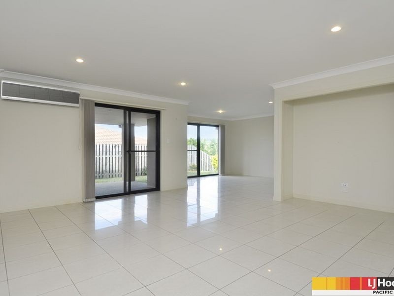 41 Cossington Circuit, Maudsland QLD 4210