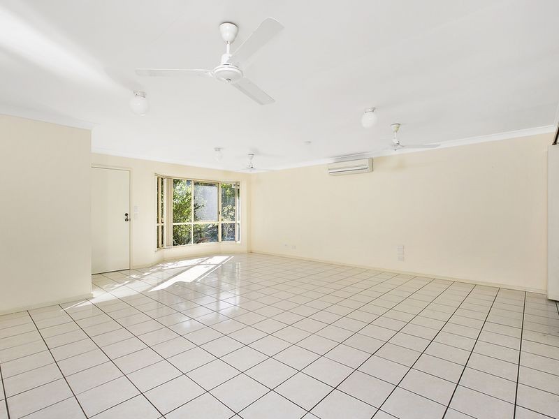 11 Malekula Rise, Pacific Pines QLD 4211