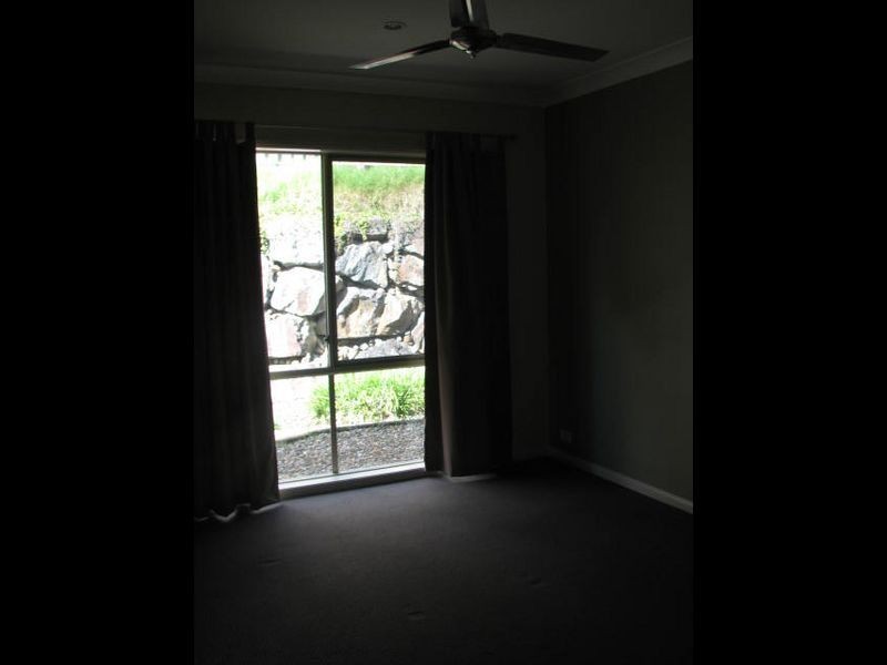 112 Salvado Drive, Pacific Pines QLD 4211