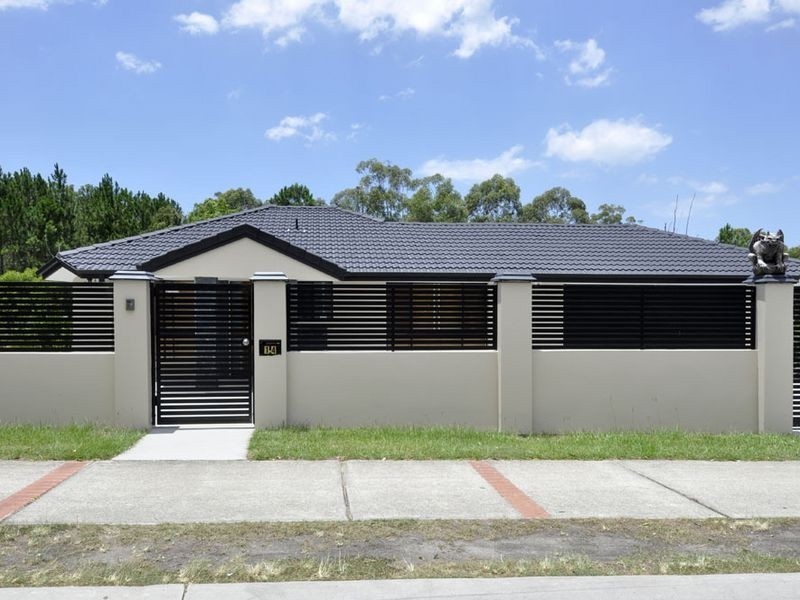 14 Galapagos Way, Pacific Pines QLD 4211