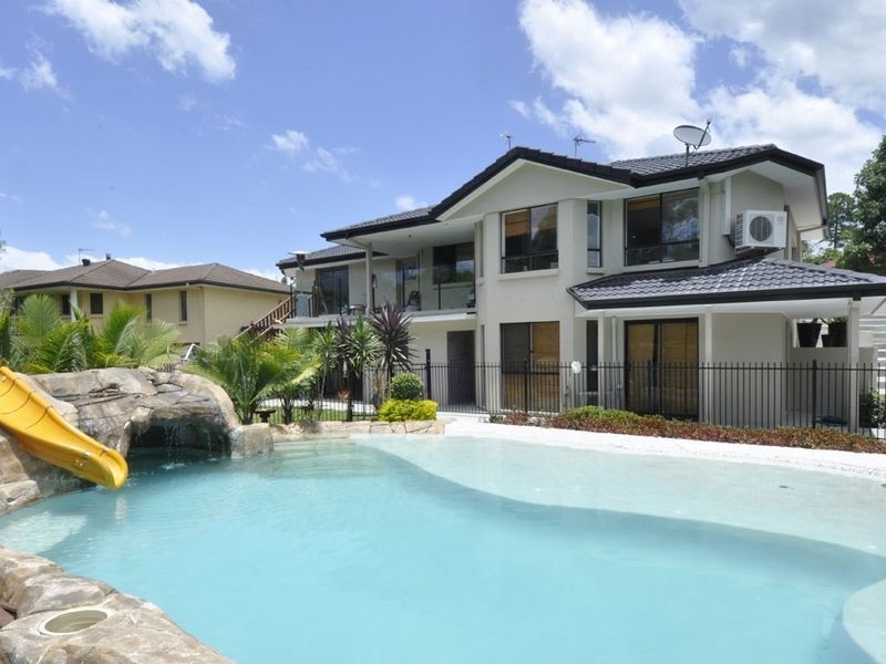 14 Galapagos Way, Pacific Pines QLD 4211