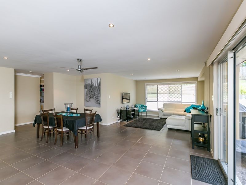 19 Bimberi Row, Pacific Pines QLD 4211