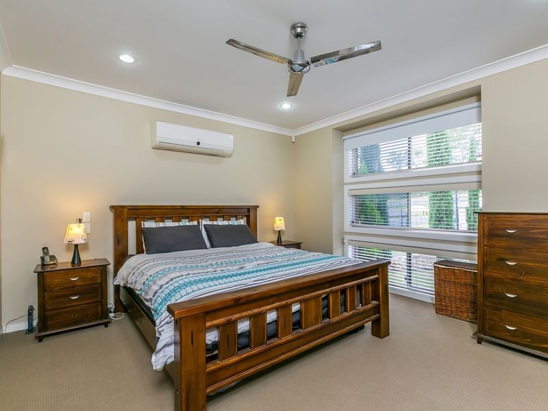 19 Bimberi Row, Pacific Pines QLD 4211